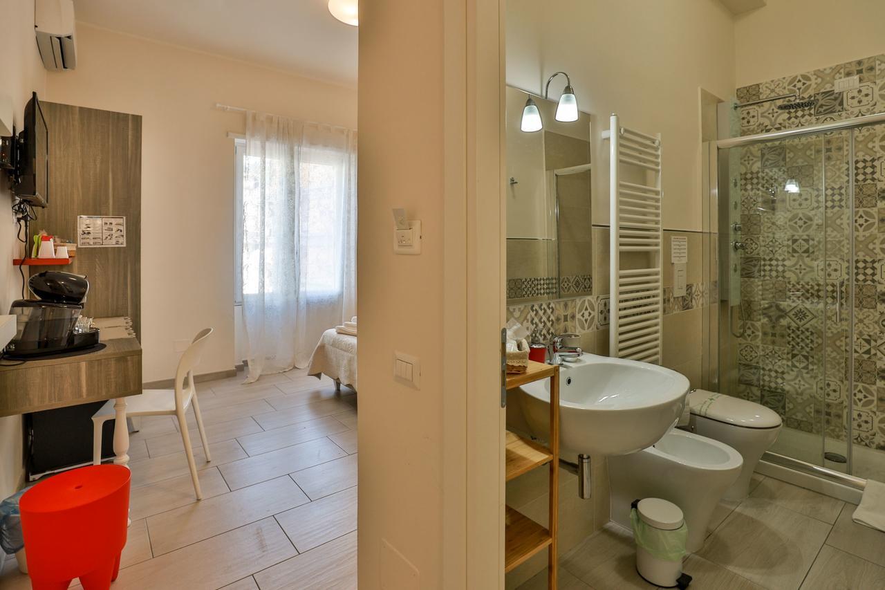 Bed and Breakfast Residenza Eleonora à Salernes Extérieur photo