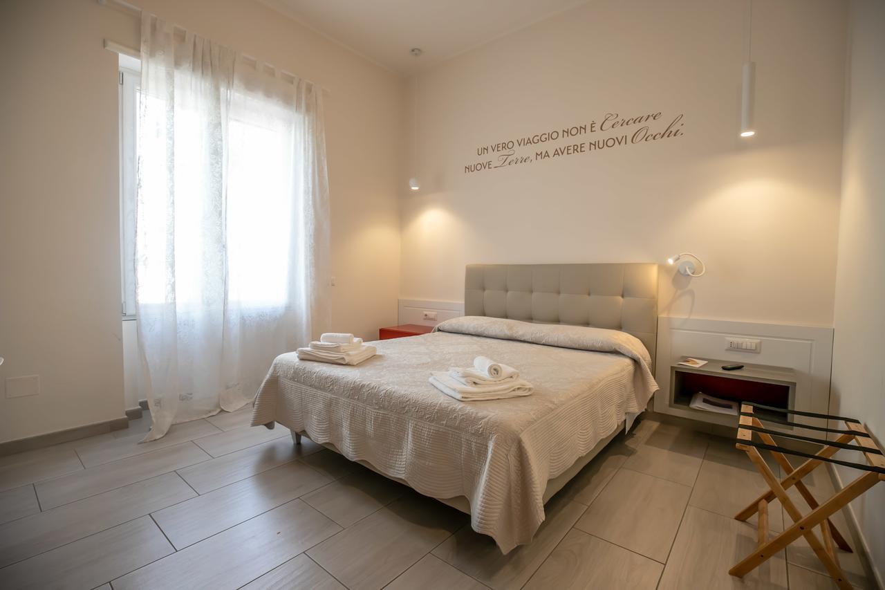 Bed and Breakfast Residenza Eleonora à Salernes Extérieur photo